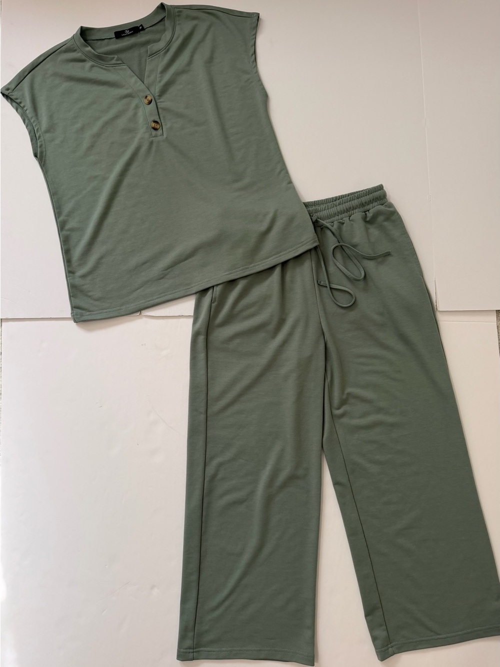 Sleeveless Olive Wide-Leg Lounge Set by